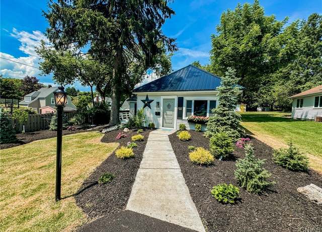 Property at 141 Ross Street Ext, Auburn, NY 13021, 3 beds, 2 baths