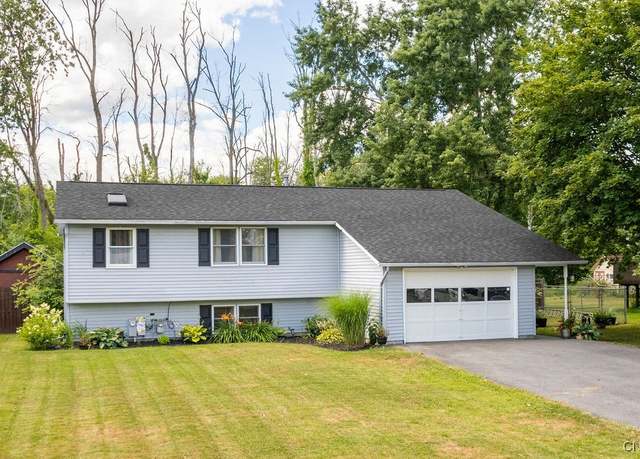 Property at 203 Pinewood Dr, Camillus, NY 13031, 3 beds, 3 baths