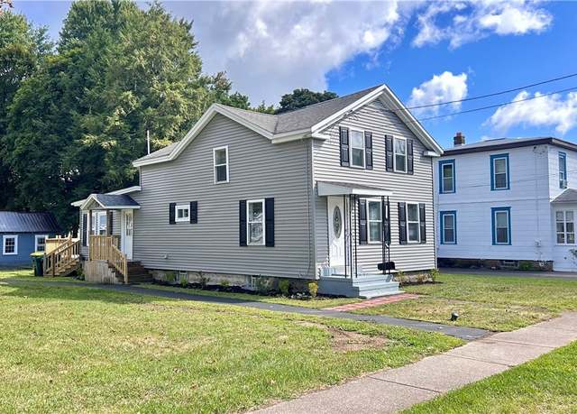 Property at 120 Fergerson Ave, Clay, NY 13212, 3 beds, 2 baths