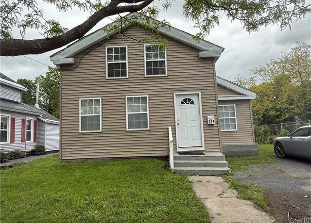 Property at 318 Academy St, Watertown-city, NY 13601, 3 beds, 1 bath