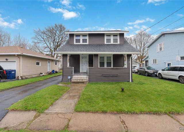 Property at 128 W Warrington Rd, Syracuse, NY 13205, 3 beds, 1.5 baths