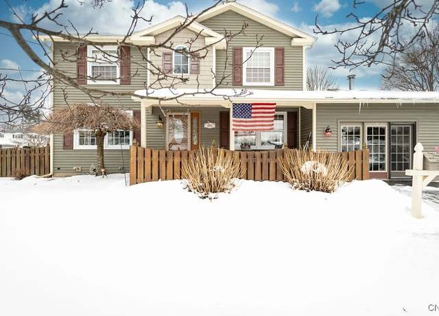 Property at 4860 Thornwood Dr, Salina, NY 13088, 3 beds, 3 baths