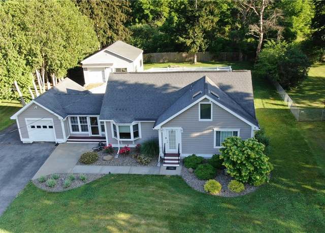 Property at 5937 Lakeshore Rd, Cicero, NY 13039, 3 beds, 2 baths