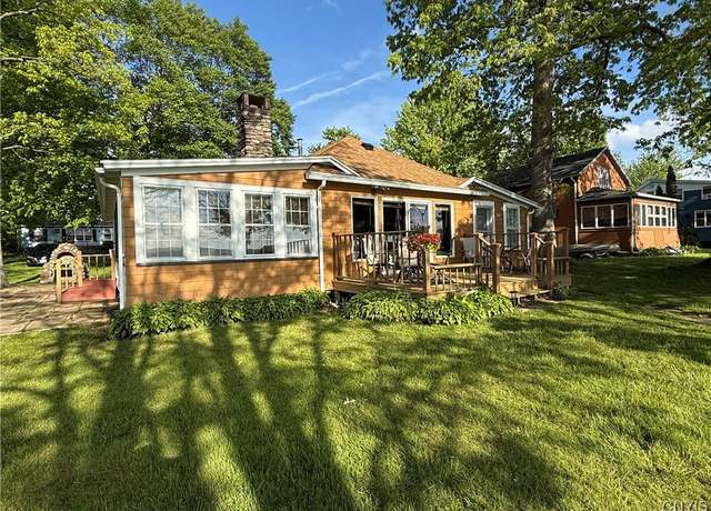 Property at 6961 Owens Shore Rd, Huron, NY 14590, 2 beds, 1 bath