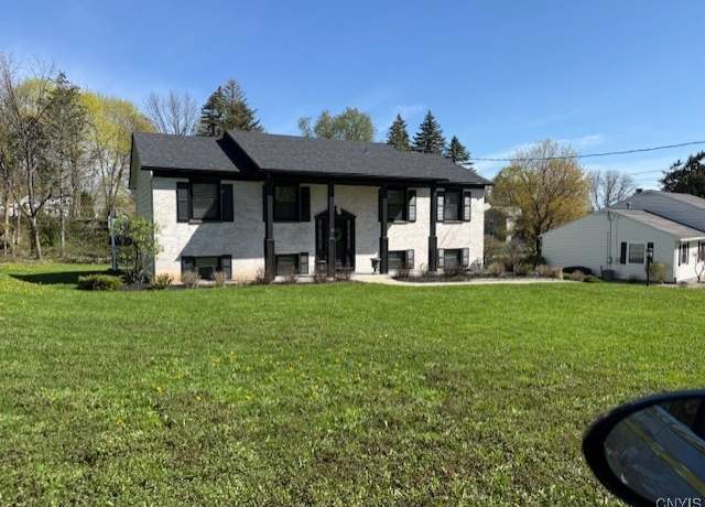 Property at 12 Woodberry Rd, New Hartford, NY 13413, 4 beds, 3 baths