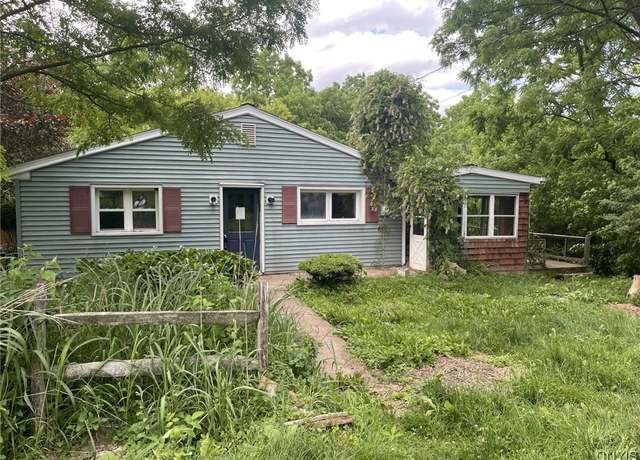 Property at 1 Curtis St, Mentz, NY 13140, 2 beds, 1 bath