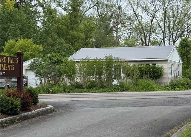 Property at 4648 Brickyard Falls Rd, Manlius, NY 13104, 2 beds, 1 bath