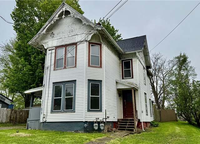 Property at 495 Main St, Schroeppel, NY 13135, 5 beds, 2 baths