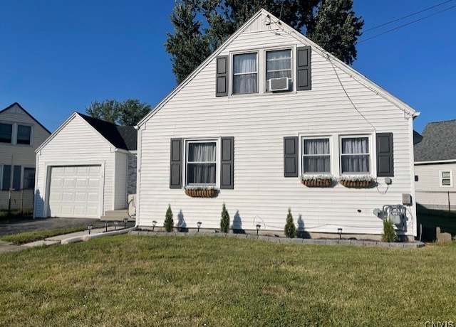 Property at 5 Wyncrest Dr, East Syracuse, NY 13057, 3 beds, 1 bath