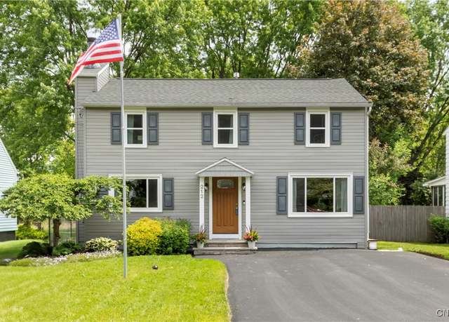 Property at 212 Hunt Dr, Manlius, NY 13066, 3 beds, 2 baths