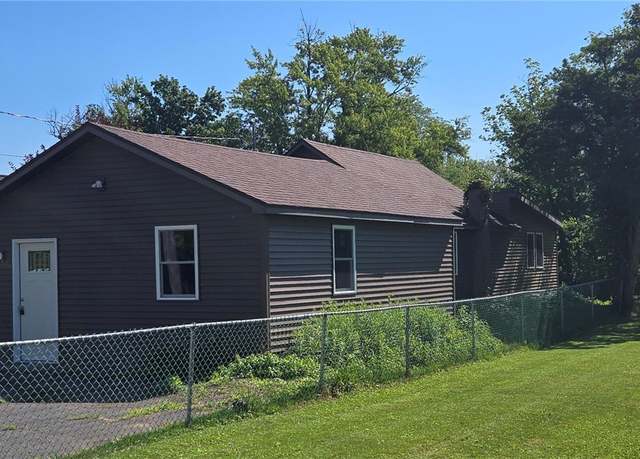 Property at 8408 Tuttle Rd, Cicero, NY 13030, 3 beds, 2 baths