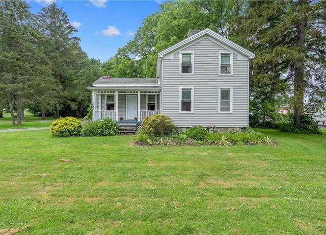 Property at 1033 County Route 25, Oswego, NY 13126, 5 beds, 1 bath