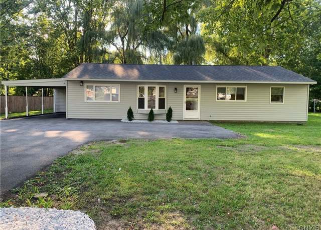 Property at 8821 Oswego Rd, Clay, NY 13041, 3 beds, 1 bath