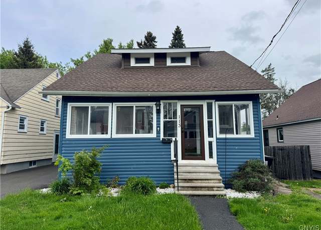 Property at 113 Delmar Pl, Salina, NY 13208, 3 beds, 2 baths