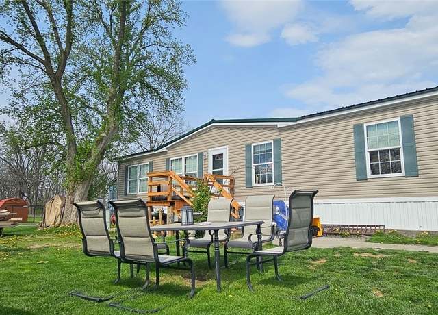 Property at 13 South Drive Dr, Springport, NY 13160, 3 beds, 2 baths