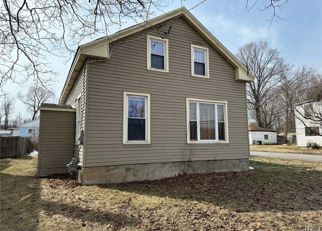 Property at 4184 Acme Rd, Frankfort, NY 13340, 3 beds, 1 bath
