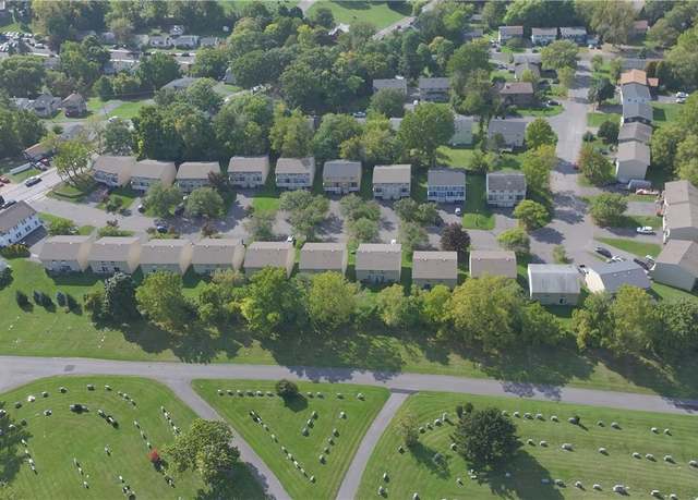 Property at 205-274 Robert Dr, Syracuse, NY 13210, 52 beds