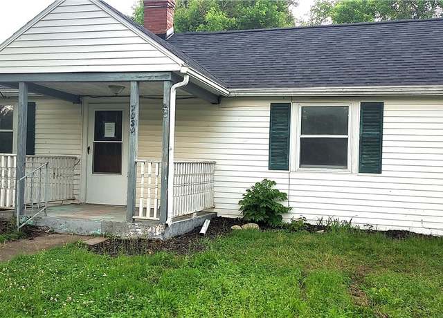 Property at 7039 2nd St, Romulus, NY 14521, 2 beds, 1 bath