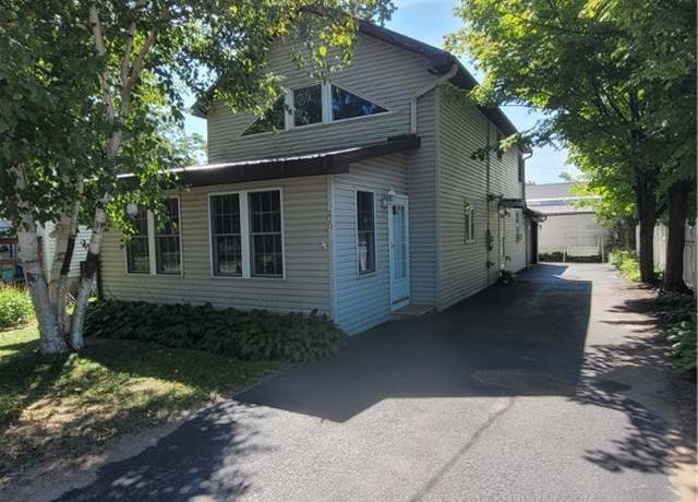 Property at 220 Akehurst Ave, Vienna, NY 13157, 3 beds, 2 baths