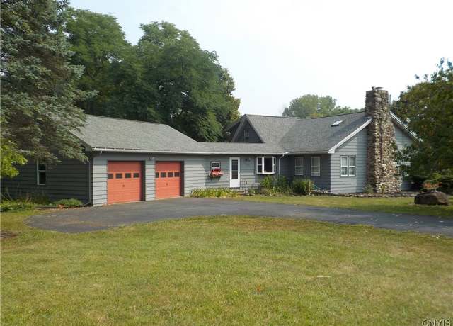 Property at 2019 State Route 370, Victory, NY 13033, 5 beds, 3 baths