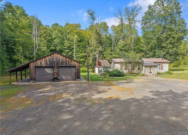 Property at 21 Huested Dr, Parish, NY 13131, 2 beds, 1 bath