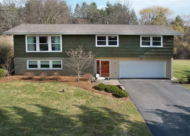 Property at 110 Rosewell Mdw, Dewitt, NY 13214, 4 beds, 3 baths