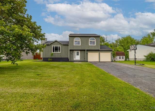 Property at 8536 Snowshoe Trl, Cicero, NY 13039, 3 beds, 1.5 baths