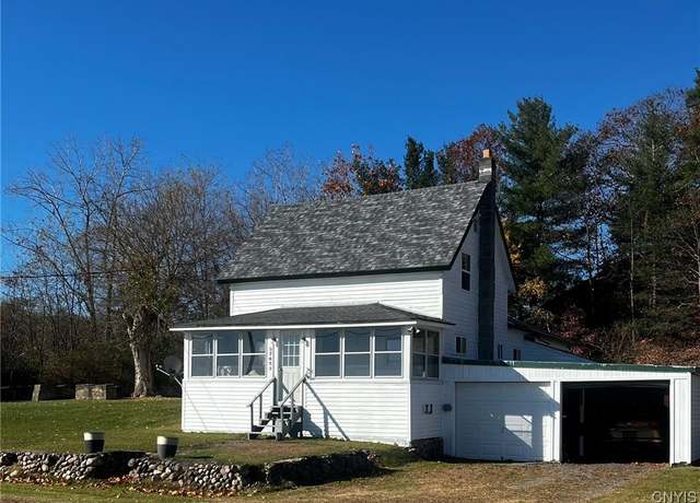 Property at 37653 County Route 4, Clayton, NY 13624, 3 beds, 1 bath