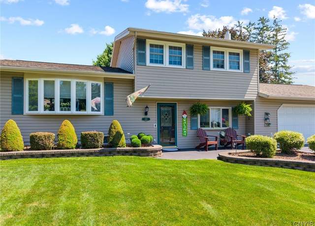 Property at 198 Hamilton Rd, Cicero, NY 13212, 3 beds, 1.5 baths