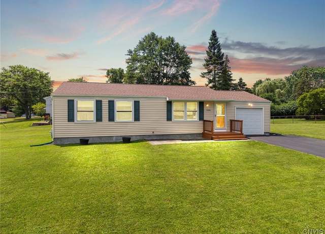 Property at 5106 Briarledge Rd, Clay, NY 13212, 3 beds, 1 bath