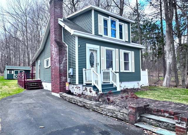 Property at 2873 Oneida St, Paris, NY 13456, 2 beds, 1 bath