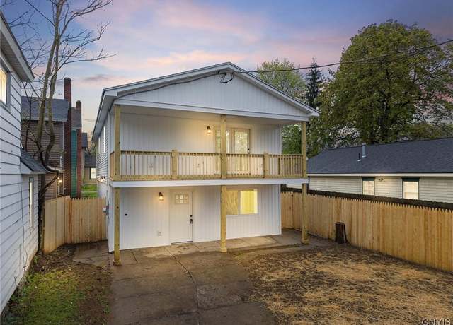 Property at 614 E Broadway St, Fulton, NY 13069, 4 beds, 2.5 baths