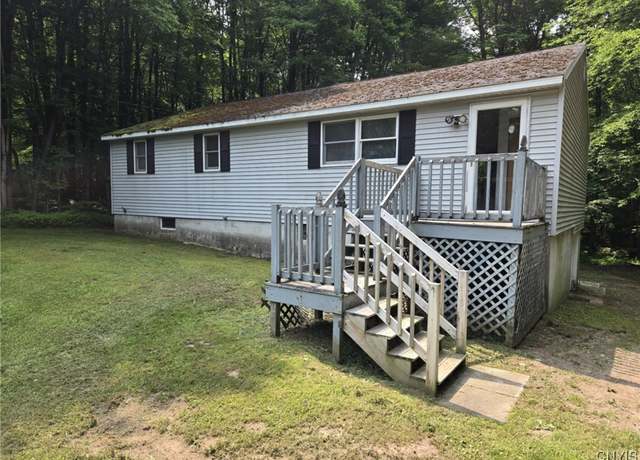 Property at 25 Baratier Rd, Hastings, NY 13076, 3 beds, 1 bath
