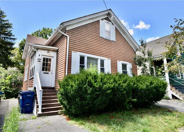 Property at 1019 Highland St, Syracuse, NY 13203, 3 beds, 1 bath