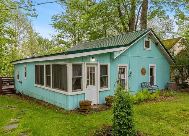Property at 633 Eno Rd, Elbridge, NY 13080, 2 beds, 1 bath