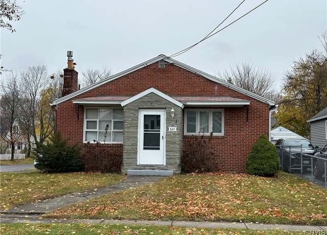 Property at 601 Delmar Pl, Salina, NY 13208, 3 beds, 1 bath