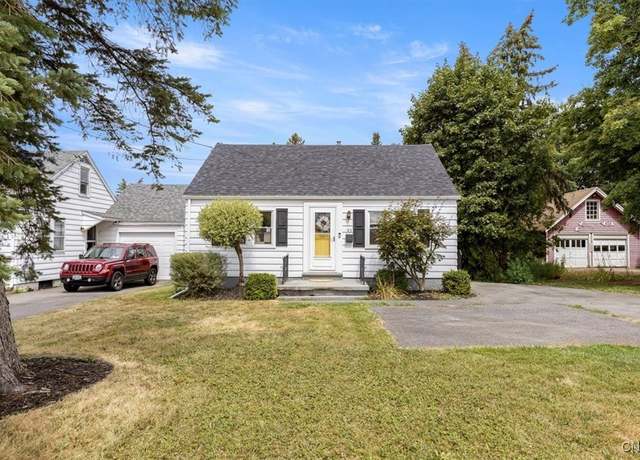 Property at 93 Burrstone Rd, New Hartford, NY 13417, 3 beds, 1 bath