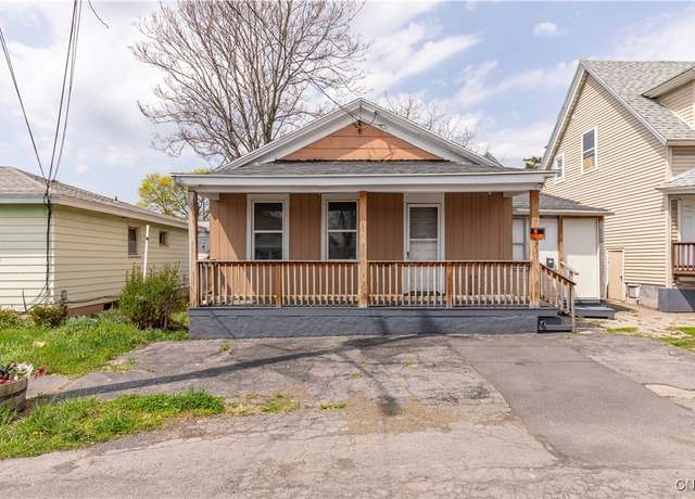 Property at 107 Kirkpatrick St, Syracuse, NY 13208, 2 beds, 1 bath