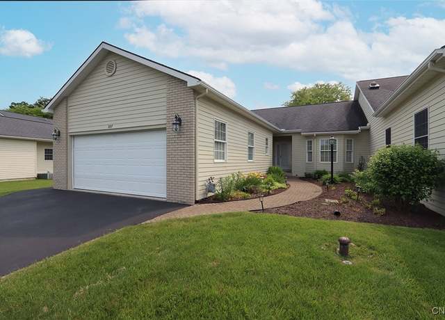 Property at 207 Falling Brook Path, Manlius, NY 13066, 3 beds, 2.5 baths