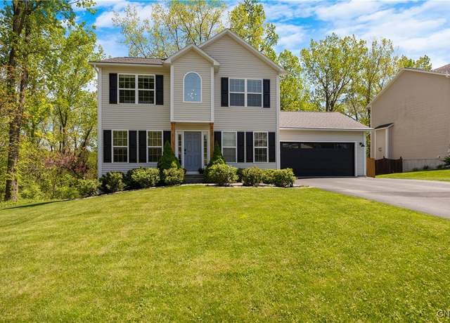 Property at 418 Homewood Dr, Manlius, NY 13066, 3 beds, 3.5 baths