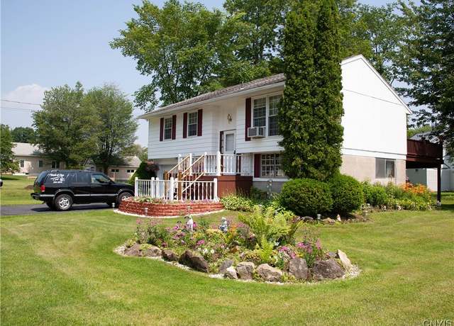 Property at 208 Mcrae St, Rome-inside, NY 13440, 3 beds, 1 bath