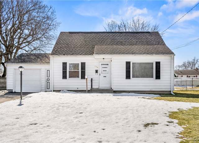 Property at 208 Lawdon St, Clay, NY 13212, 3 beds, 1.5 baths