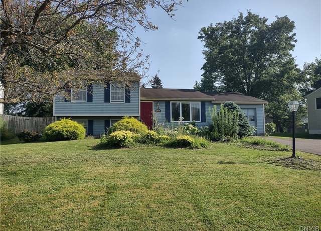 Property at 6130 Palisades Dr, Cicero, NY 13039, 3 beds, 1 bath