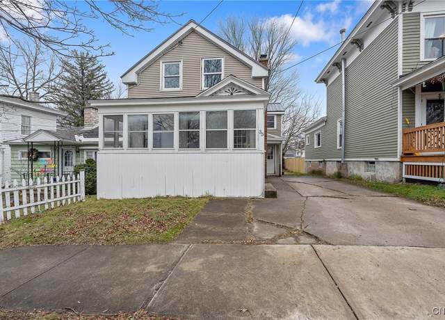 Property at 35 SW 9th St, Oswego, NY 13126, 6 beds, 1.5 baths