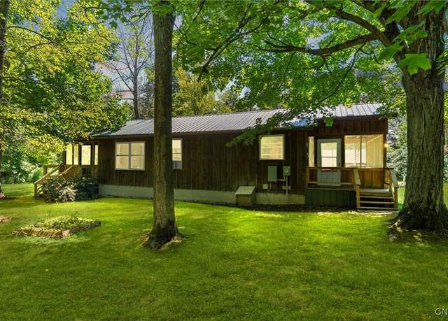 Property at 8642 Broadway Rd, Wolcott, NY 14590, 2 beds, 1.5 baths