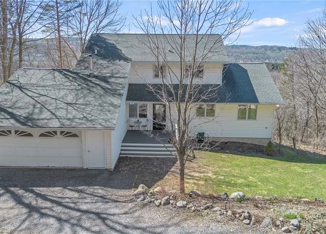Property at 4101 Taylor Rd, Pompey, NY 13078, 4 beds, 2 baths