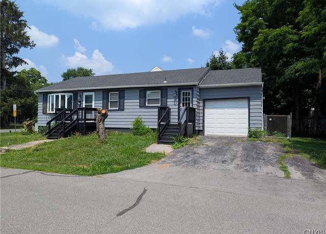 Property at 201 Hill Ave, Salina, NY 13211, 3 beds, 1 bath