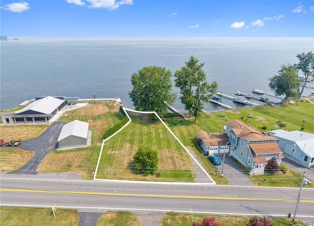 Property at 7131 Lakeshore Rd, Cicero, NY 13039
