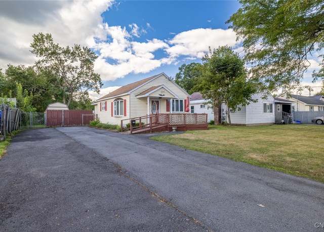 Property at 118 S Crescent Dr, Rome, NY 13440, 2 beds, 1 bath