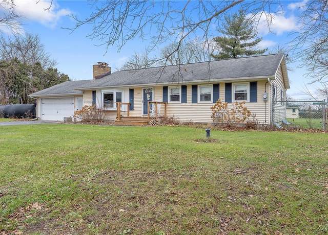 Property at 5911 Lathrop Dr, Cicero, NY 13039, 3 beds, 1.5 baths